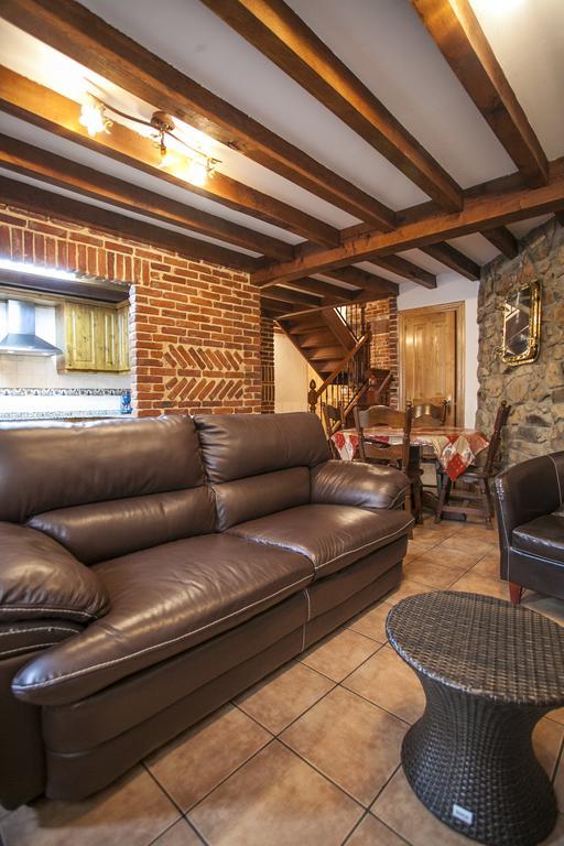 Penzion El Cabanon De Pimiango Pokoj fotografie