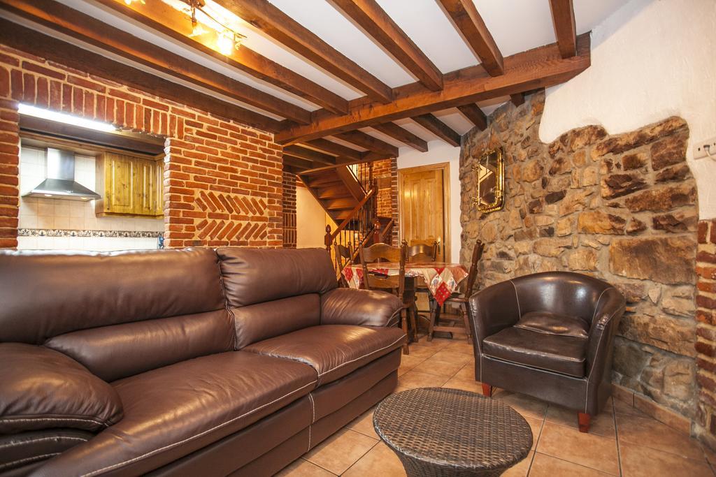 Penzion El Cabanon De Pimiango Pokoj fotografie